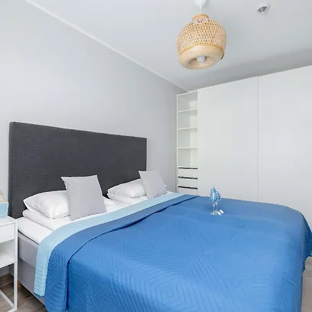 Deluxe Baltic Wave, Basen, Silownia, Parking By Renters アパート *