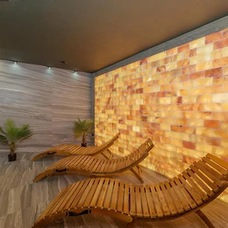 Deluxe Baltic Wave, Basen, Silownia, Parking By Renters Apartment