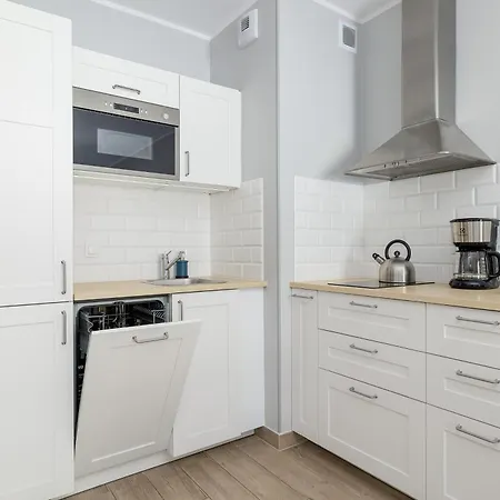 アパート Deluxe Baltic Wave, Basen, Silownia, Parking By Renters コウォブジェク